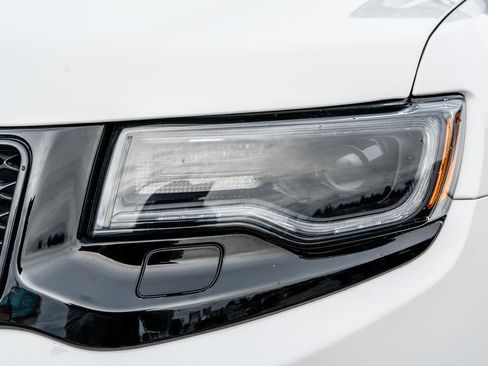 Used 2019 Jeep Grand Cherokee SRT image 7