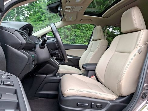 Used 2016 Honda CR-V Touring image 13