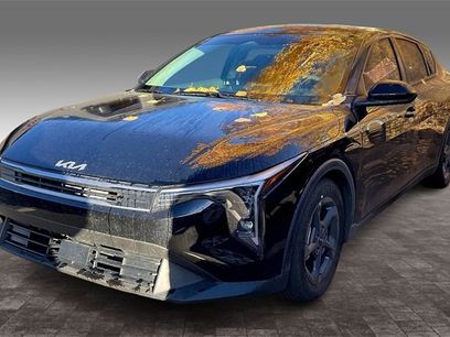 Used 2025 Kia K4 LXS