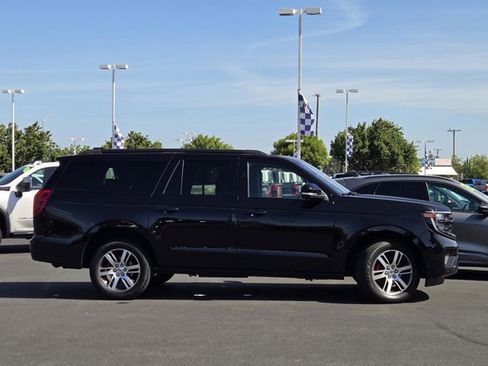 Certified 2025 Ford Expedition Max Platinum w/ Stealth Performance Package AWD/4WD image 3