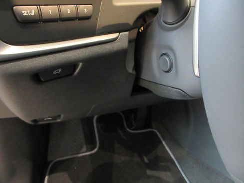 New 2026 Lexus RZ 450e AWD image 23