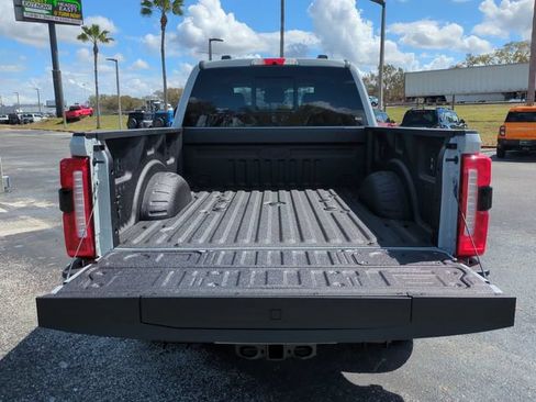 New 2026 Ford F250 Lariat w/ Black Appearance Package AWD/4WD image 12
