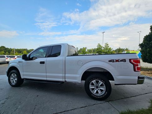 Used 2018 Ford F150 XLT w/ Equipment Group 301A Mid AWD/4WD image 5