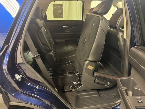 Used 2023 Nissan Pathfinder Platinum w/ Cargo Package image 26