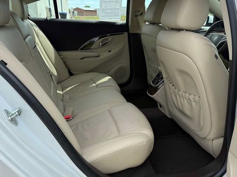 Used 2016 Buick LaCrosse Leather FWD image 11