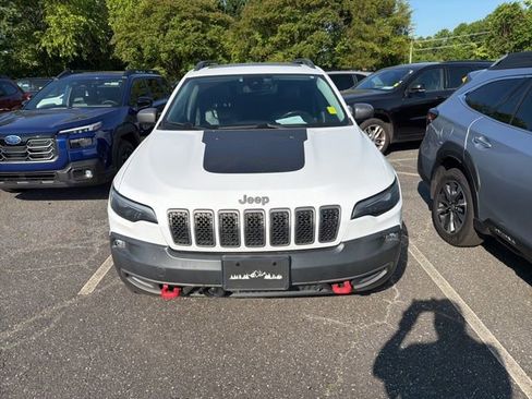 Used 2021 Jeep Cherokee Trailhawk w/ Sun, Sound & Nav Group AWD/4WD image 2