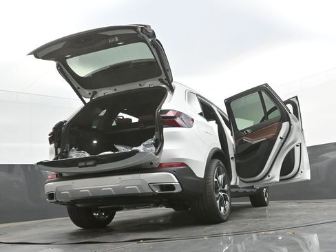 Used 2025 Land Rover Range Rover Sport Autobiography image 34