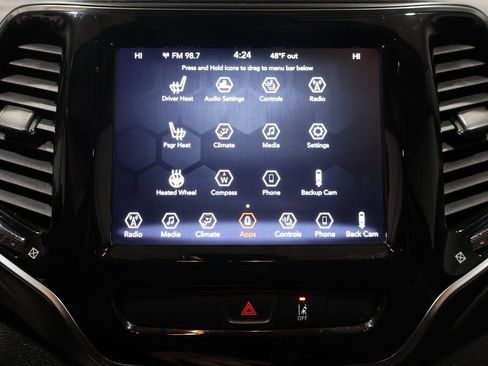 Used 2022 Jeep Cherokee Limited image 34