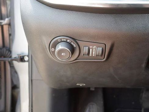 Certified 2024 Jeep Compass Limited AWD/4WD image 17