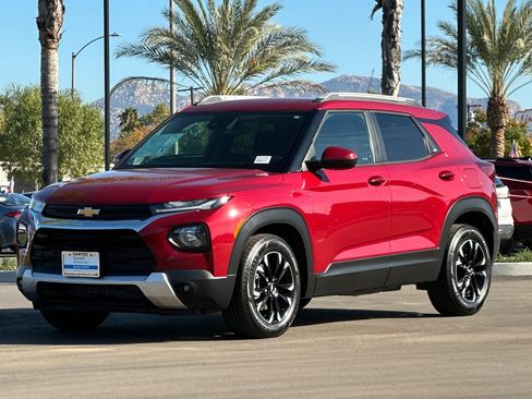 Used 2021 Chevrolet TrailBlazer LT w/ Convenience Package image 8