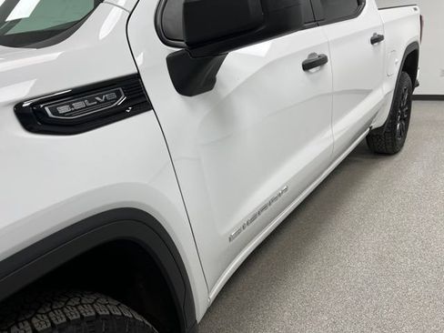 Used 2024 GMC Sierra 1500 Pro w/ Graphite Edition AWD/4WD image 11