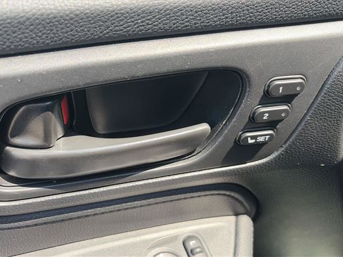 Used 2025 Honda Odyssey EX-L image 8
