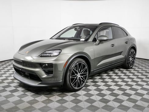 New 2026 Porsche Macan 4 Electric AWD/4WD image 1