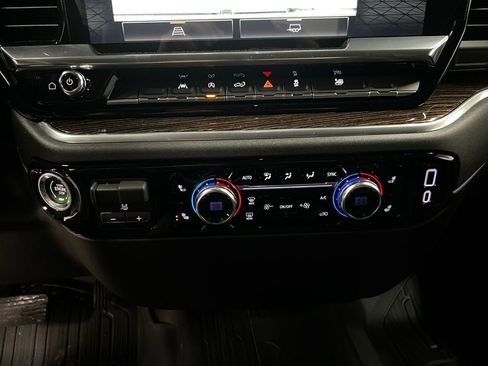 New 2026 GMC Sierra 1500 Elevation w/ Elevation Select Package image 20