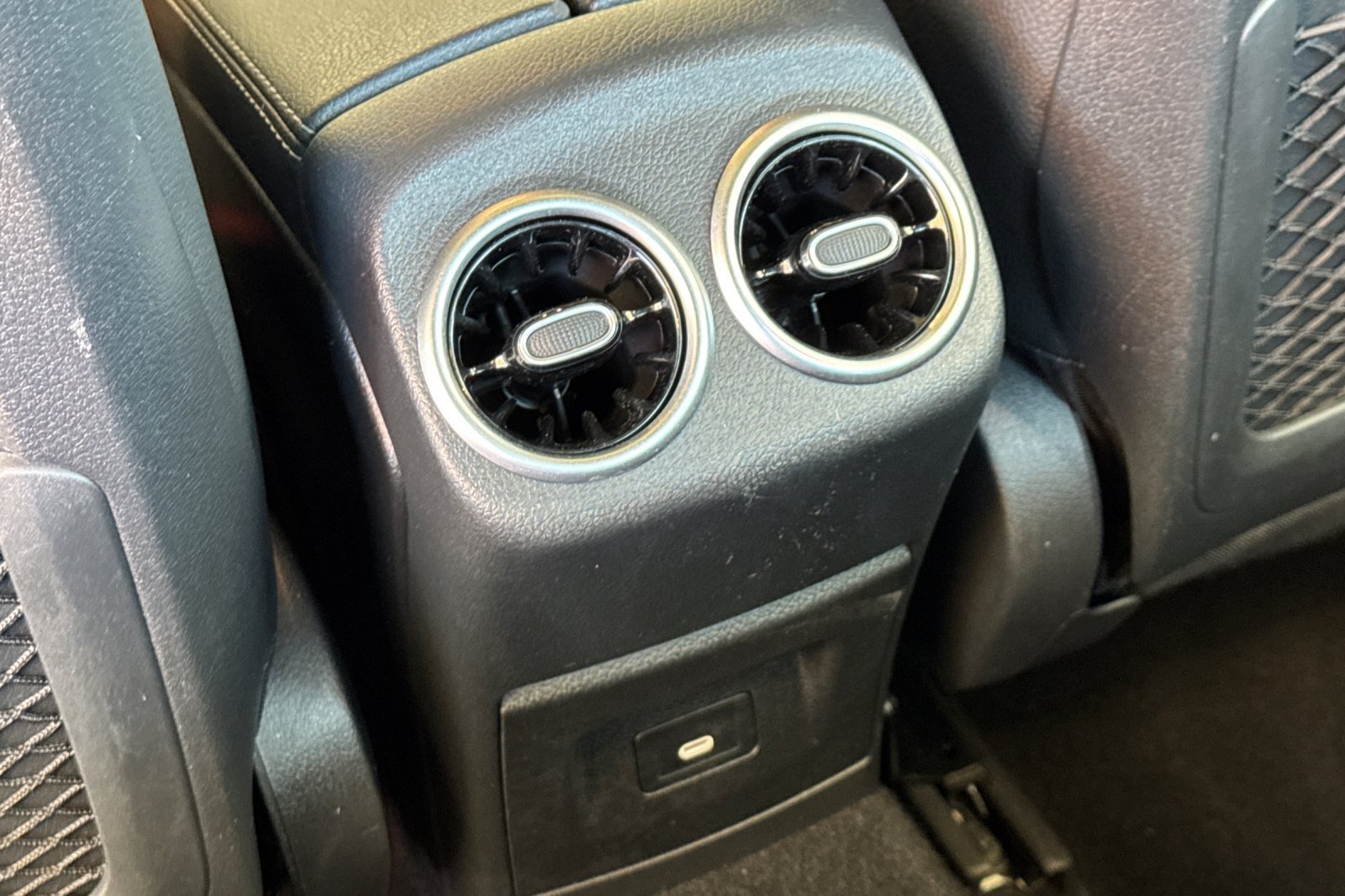 Used 2025 Mercedes-Benz CLA 250 image 15