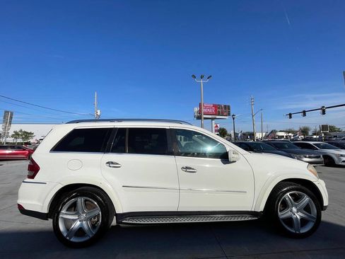 Used 2010 Mercedes-Benz GL 550 4MATIC image 7