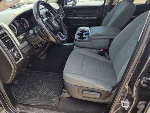 Used 2019 RAM 1500 Tradesman w/ Tradesman SXT Package RWD image 10