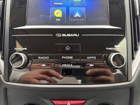 Used 2023 Subaru Forester Base image 21