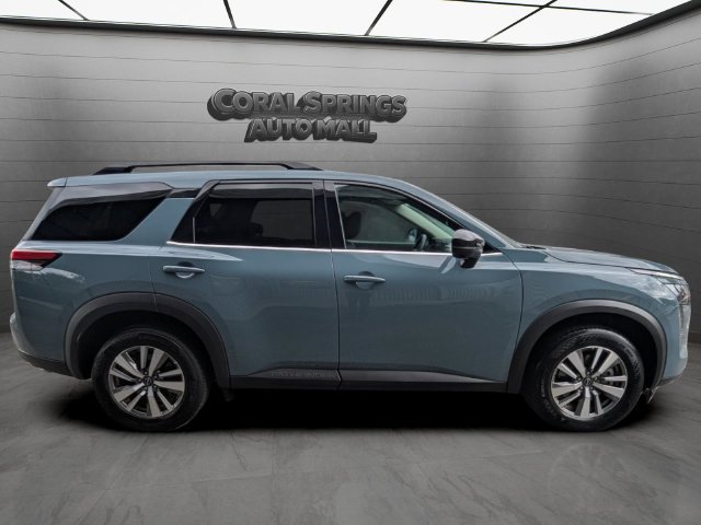 Certified 2026 Nissan Pathfinder SL FWD image 8