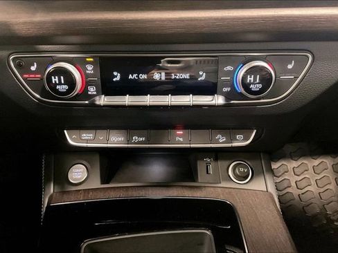 Certified 2023 Audi Q5 Premium Plus w/ Premium Plus Package AWD/4WD image 32