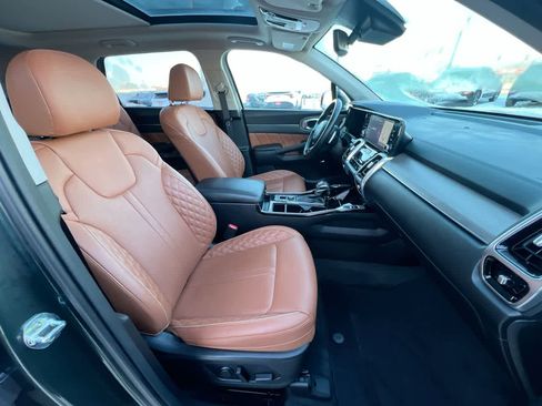 Used 2022 Kia Sorento SX Prestige w/ Rust Color Package image 28