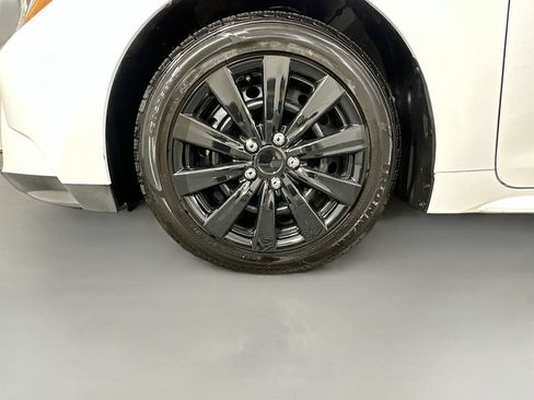 Certified 2024 Toyota Corolla LE FWD image 29