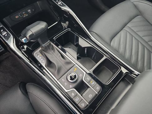 Certified 2025 Kia Sorento SX Prestige image 33