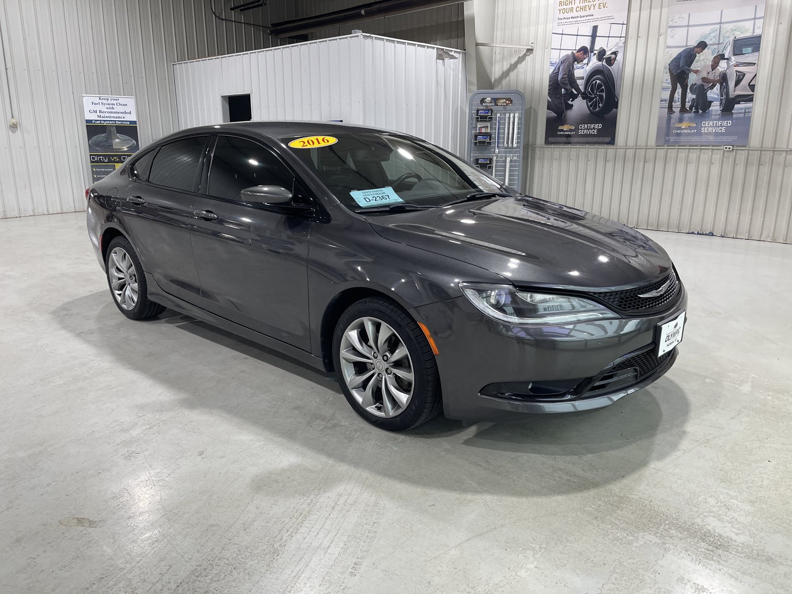 Used 2016 Chrysler 200 S w/ Comfort Group FWD image 10
