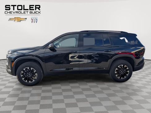 Used 2025 Chevrolet Traverse Z71 w/ Driver Confidence Package image 2