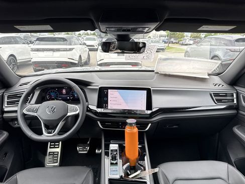 New 2025 Volkswagen Atlas Cross Sport SEL R-Line image 22
