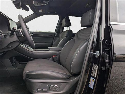 New 2024 Hyundai Palisade Calligraphy image 4
