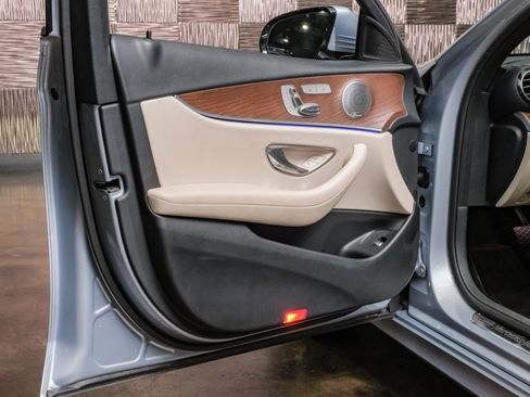 Used 2017 Mercedes-Benz E 300 image 40