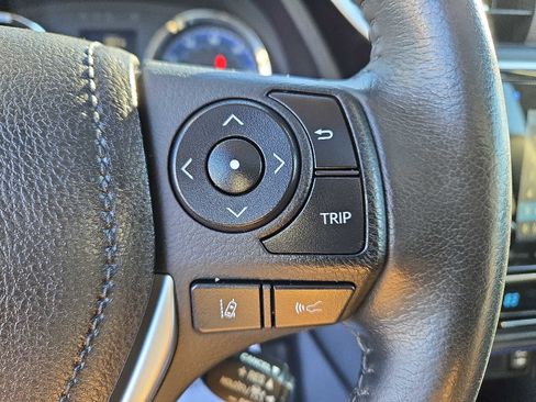 Used 2019 Toyota Corolla SE image 23