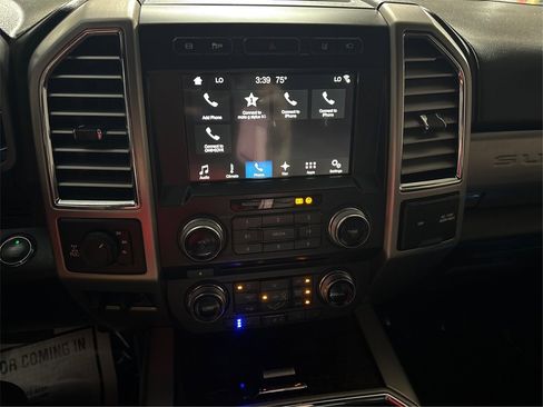 Used 2017 Ford F350 Platinum w/ Platinum Ultimate Package image 16