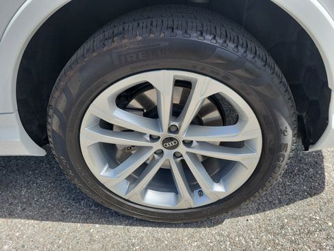 Certified 2025 Audi Q7 2.0T Premium AWD/4WD image 35