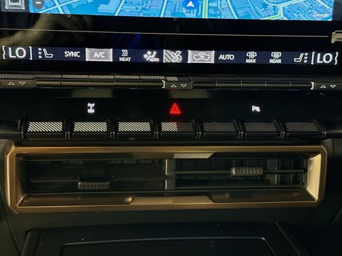 Used 2024 GMC Hummer EV 3X w/ Battery Pack, 24 Module Pack AWD/4WD image 16