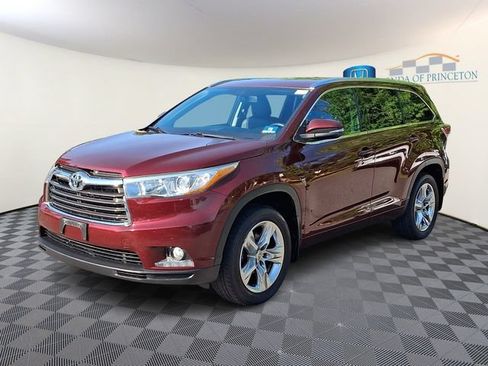 Used 2014 Toyota Highlander Limited AWD/4WD image 3