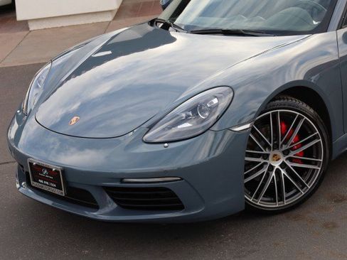 Used 2017 Porsche 718 Boxster S RWD image 6