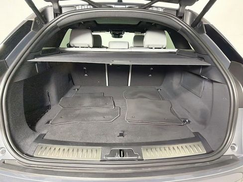 Used 2026 Land Rover Range Rover Velar S AWD/4WD image 28