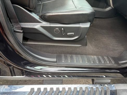 Used 2019 Ford F350 Lariat w/ Lariat Ultimate Package AWD/4WD image 49