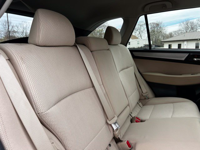 Used 2019 Subaru Outback 2.5i Premium AWD/4WD image 21