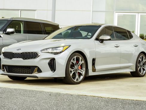 Used 2018 Kia Stinger GT2 AWD/4WD image 8