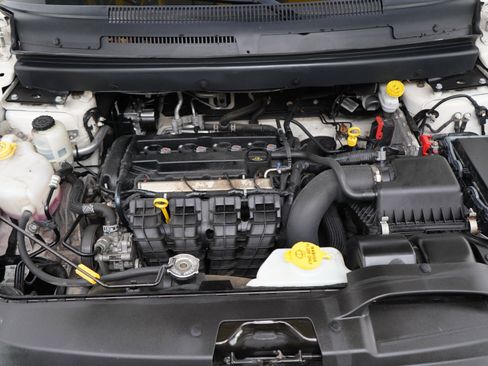 Used 2019 Dodge Journey SE w/ Blacktop Package FWD image 30