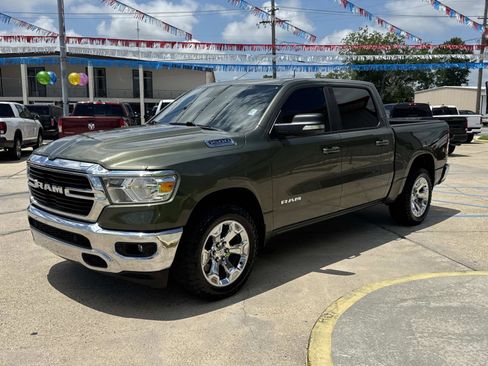 Used 2021 RAM 1500 Big Horn AWD/4WD image 3