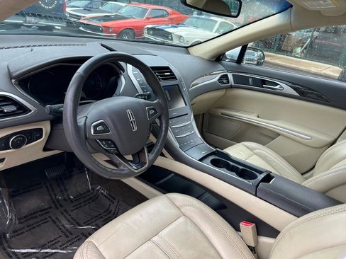 Used 2014 Lincoln MKZ AWD w/ Equipment Group 101A Select image 8