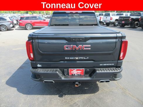 Certified 2022 GMC Sierra 1500 Denali w/ Denali Reserve Package AWD/4WD image 8