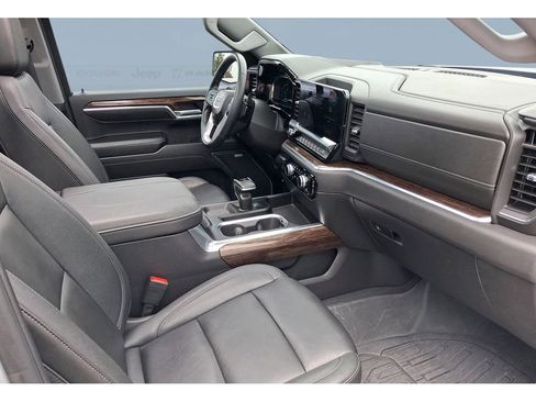 Used 2024 GMC Sierra 1500 Elevation w/ Elevation Premium Package AWD/4WD image 24