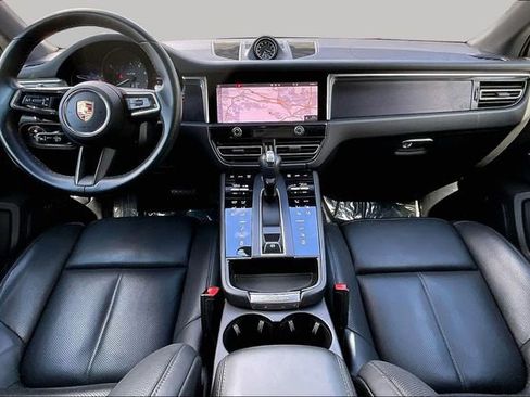 Used 2024 Porsche Macan GTS AWD/4WD image 9