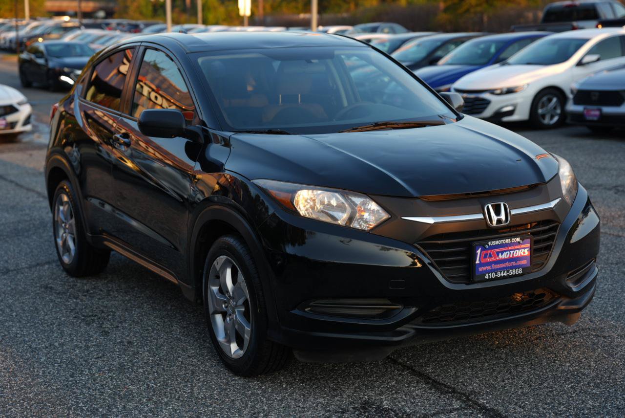 Used 2018 Honda HR-V LX image 3