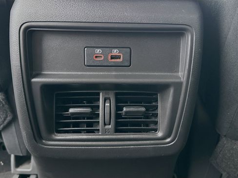 Used 2019 Nissan Murano SV image 16